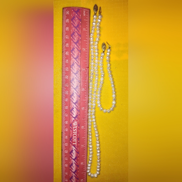 Pearl necklace and bracelet set - Picture 1 of 6